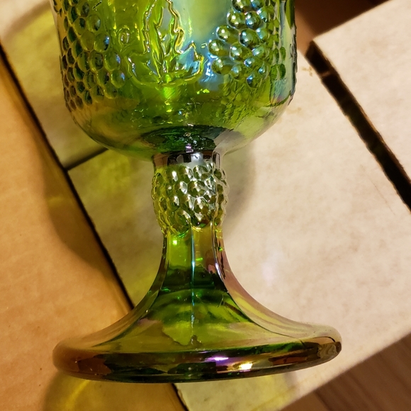 Indiana Glass 4 piece set/Carnival Glass - Picture 5 of 7